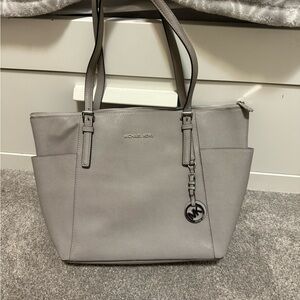 Michael Kors Elegant Gray Tote